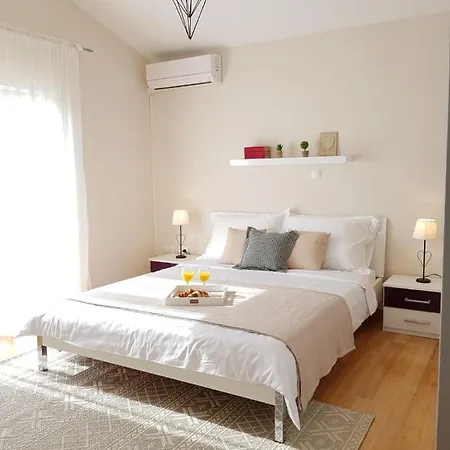 Marino * Каштела